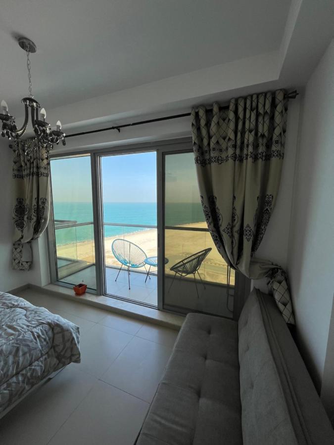 Apartment Beautiful In Al Marjan Island *