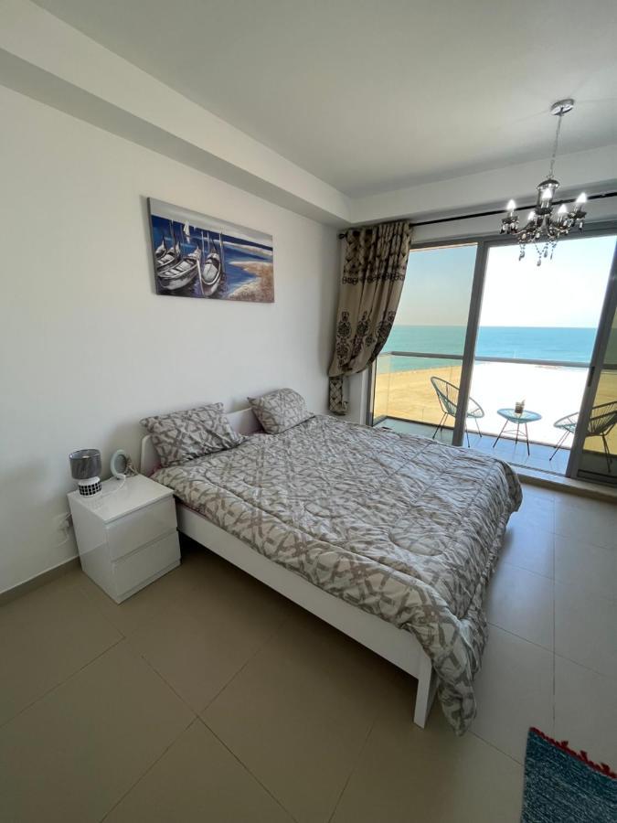 Beautiful In Al Marjan Island
