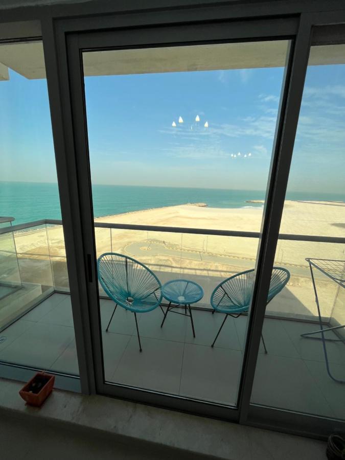 Beautiful In Al Marjan Island Apartment
